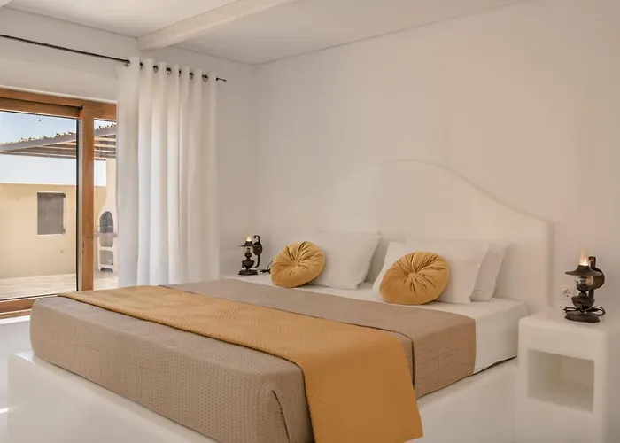 Akrolithos فيلة *