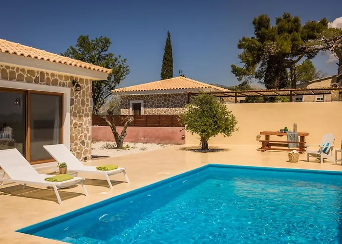 Akrolithos Kouvalata